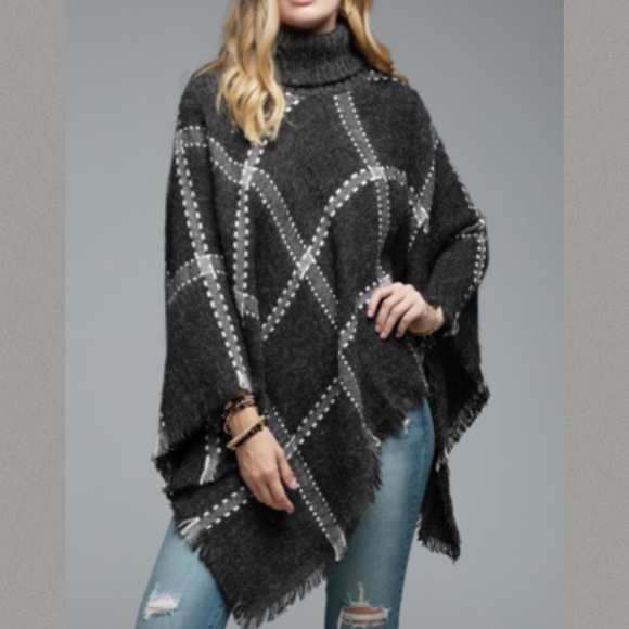 Plaid Poncho Turtleneck Windowpane Print With Fringe Frayed Hem  NWT - Picture 7 of 10